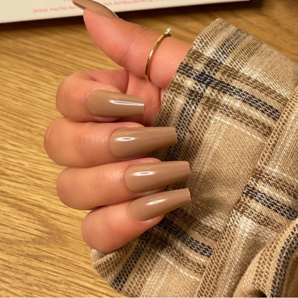 “Not So Basic” Luxxi Press On Nails - Picture 2 of 4